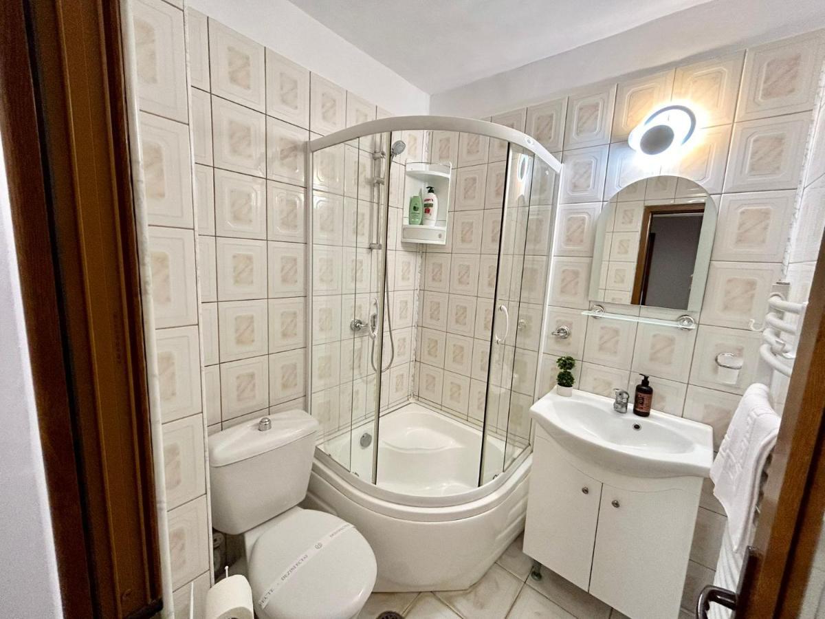 Jad - Familiy 4 Rooms Apartment - Near Forest And Historic Center - Racadau Μπρασόβ Εξωτερικό φωτογραφία