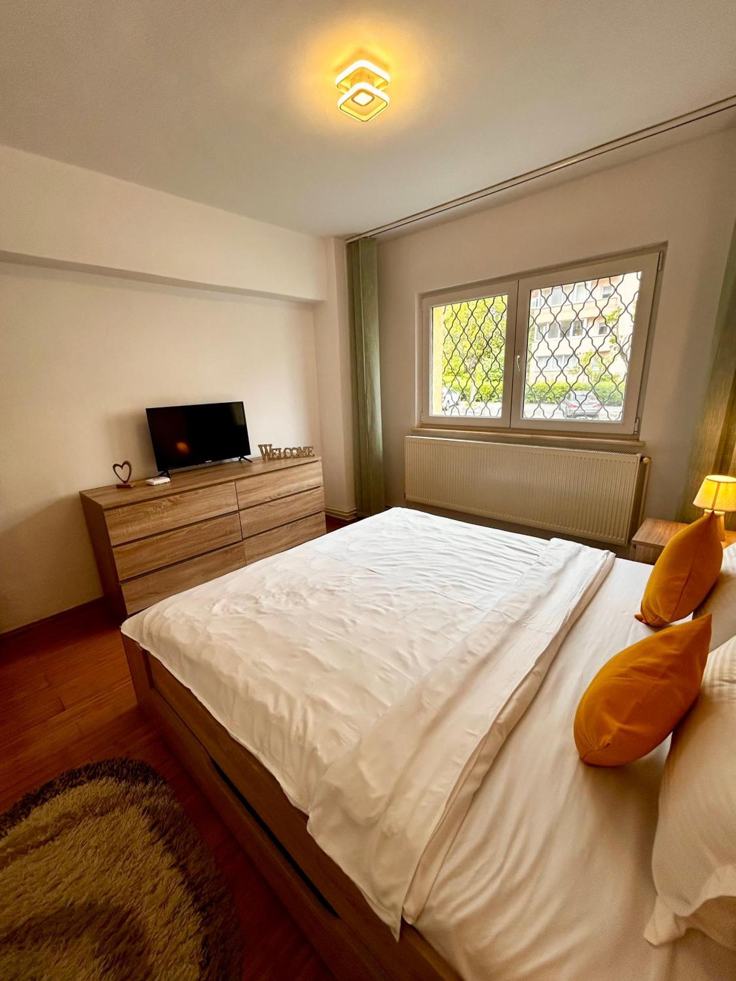 Jad - Familiy 4 Rooms Apartment - Near Forest And Historic Center - Racadau Μπρασόβ Εξωτερικό φωτογραφία