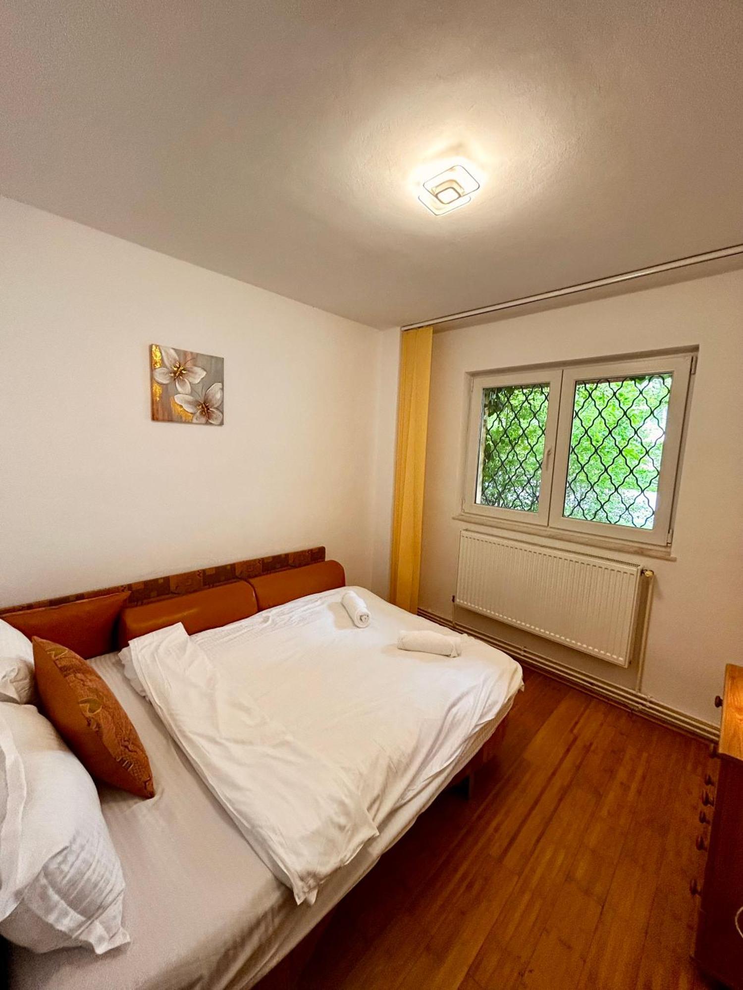 Jad - Familiy 4 Rooms Apartment - Near Forest And Historic Center - Racadau Μπρασόβ Εξωτερικό φωτογραφία