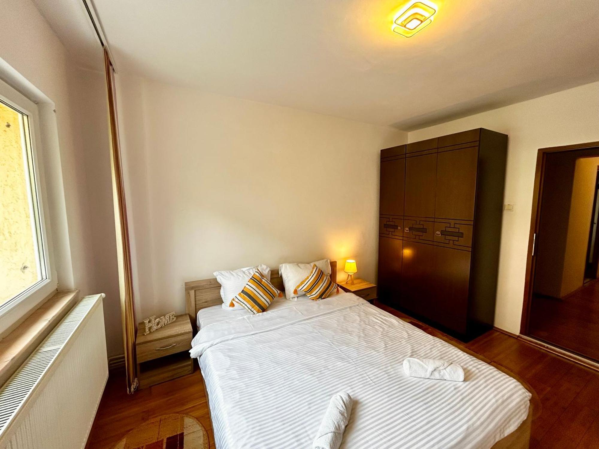 Jad - Familiy 4 Rooms Apartment - Near Forest And Historic Center - Racadau Μπρασόβ Εξωτερικό φωτογραφία